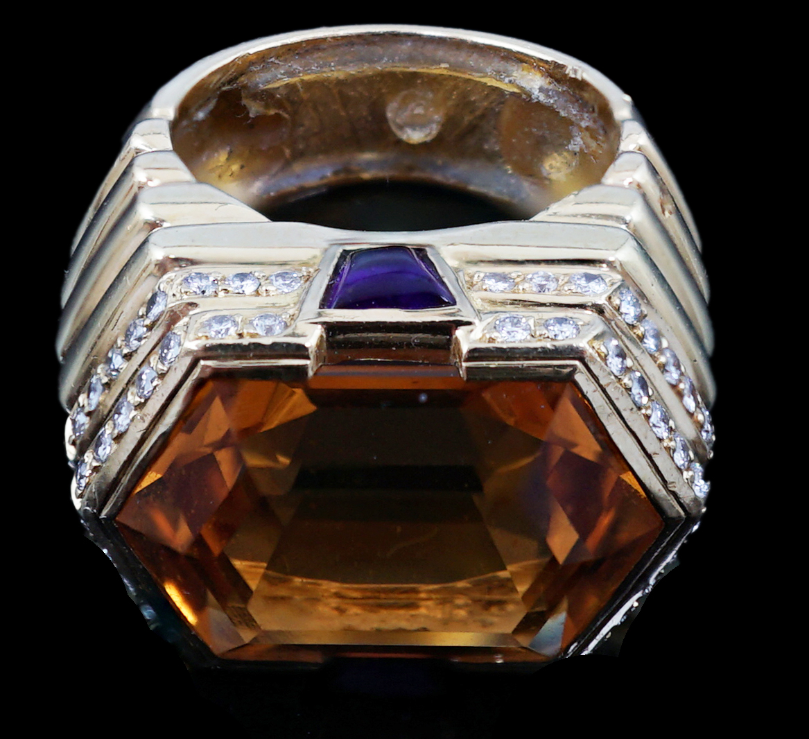 A late 20th century French 18ct gold and single stone hexagonal cut citrine set dress ring